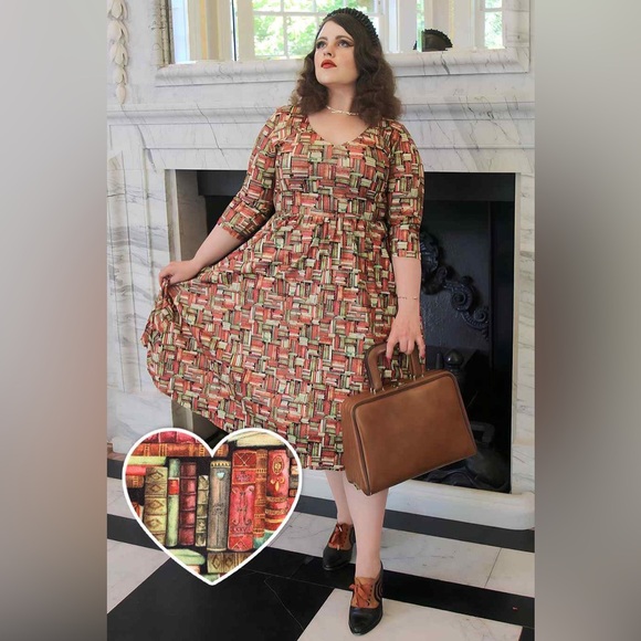 📚Dolly And Dotty Billie Book Stack Dress 
Brand New Never Been Opened - Picture 10 of 11